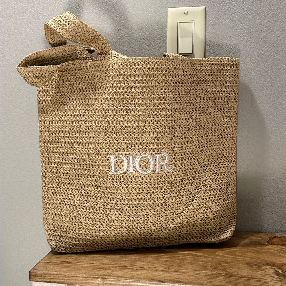 DIOR beauty Natural Raffia Tote; NWOT - Picture 5 of 15